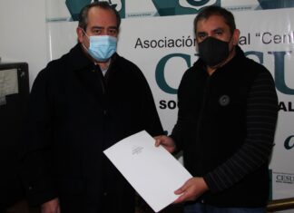 Aniversario de CESUAR: Juan Sáenz hizo entrega de una Resolución