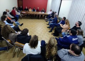 Autoridades y Concejales mantuvieron una reunión con vecinos que trabajan sobre la independencia de Chillar