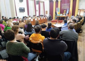 Sesión de los Estudiantes