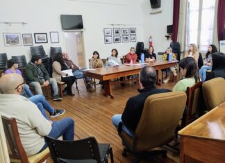 Autoridades y Concejales recibieron a vecinos del barrio Ceramista