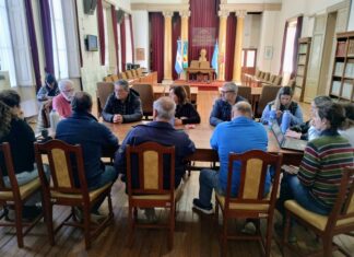 Autoridades y Concejales recibieron a integrantes del Centro de Apicultores