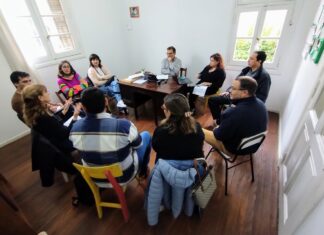 Sesión de los Estudiantes: reunión en Jefatura Distrital