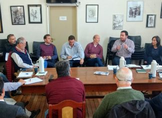 Reunión ampliada sobre legislación en el uso de plaguicidas