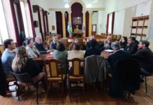 Plaza de “Las Luces”: Reunión con funcionarios de Obras Públicas