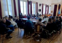Sesión Estudiantil: alumnos y docentes continúan trabajando los proyectos presentados